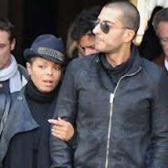 I am the OFFICIAL Janet Damita Jo Jackson there is nothing better then a Janet like me :* Got many accounts ..