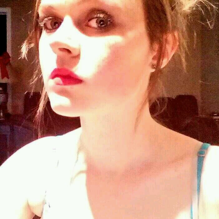 Hi ^_^
I love everyone! And if you dont like me then that sucks XD