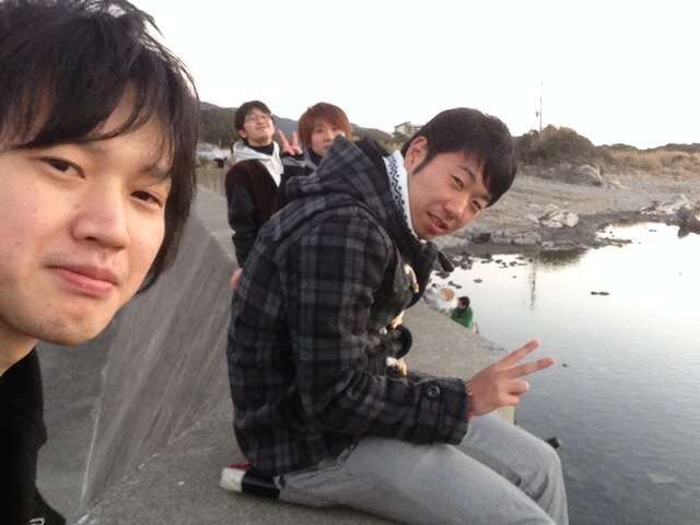 翔太 友達とテラスハウスをしたら 若作りおじさん 花田 愛 さん 笑いの押売り 花田 愛 さん 自分 川名 翔太 さん ハッピー野郎 平田 彩音 さん ちびモデル 花田 愛 Http T Co Vkcnf0vtyr