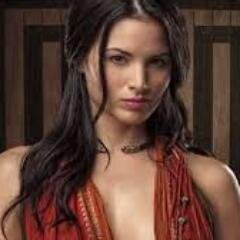 Former slave turned rebel with @SpartacusLM. Forever at his side or kneeling at his feet. ~18+ RolePlay Account~