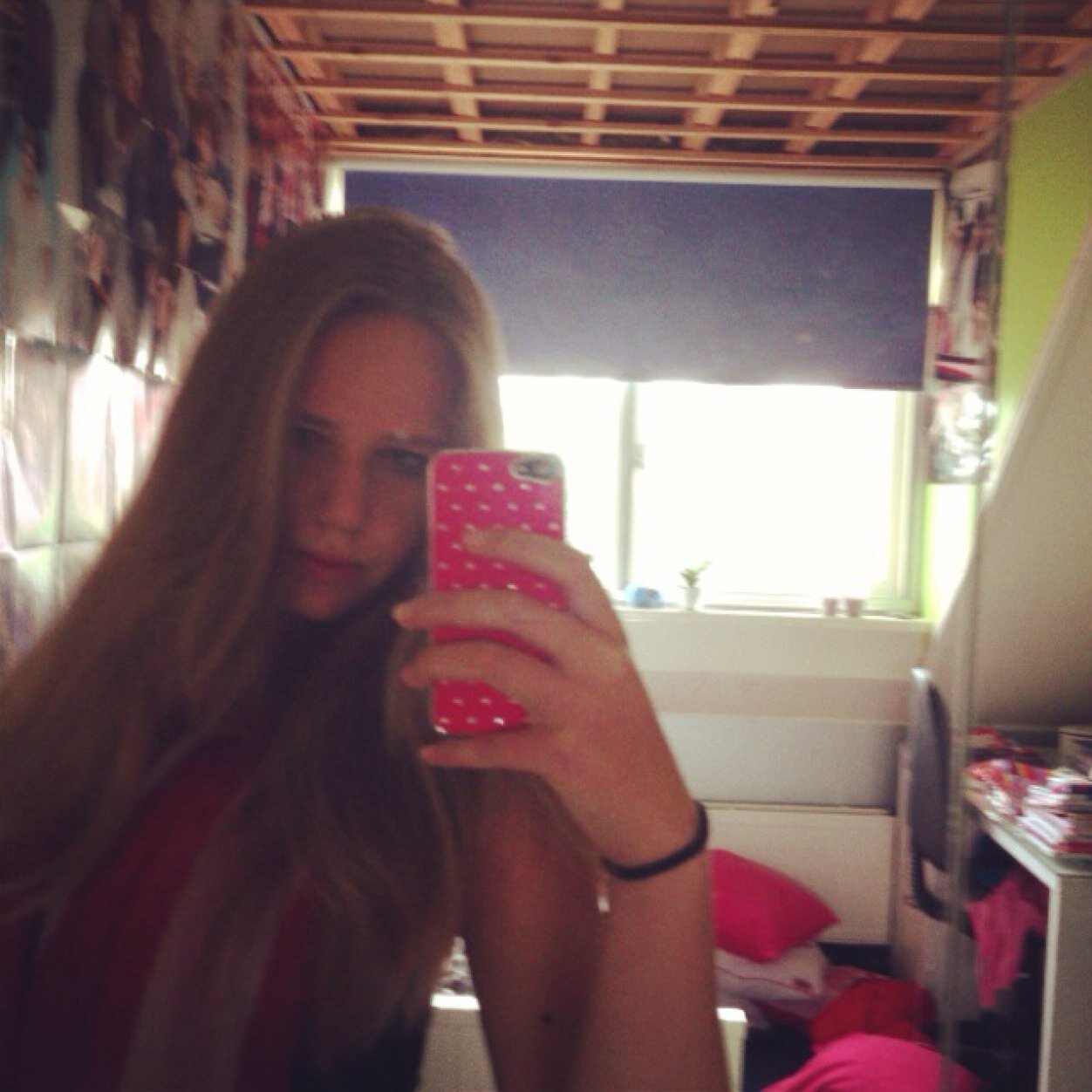 bentekoelemeij's profile picture. share love