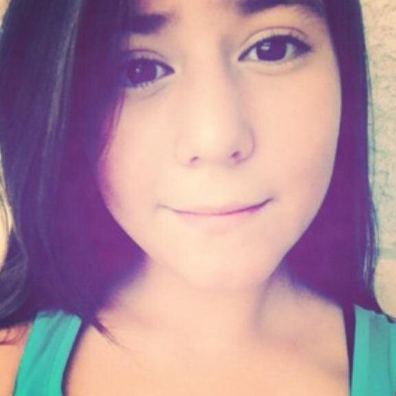 Sigueme y te sigo.                                                             Soy belieber.