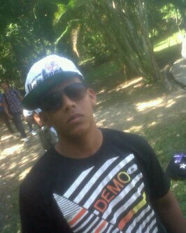 ♥♥Quisiera Quererte Con sentimiento♥♥ acerté el Amor Con Elegancia♥♥ y Seducirte con Maldad♥♥ La Marrashh♦