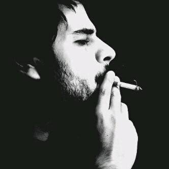 s2l_11's profile picture. انَـا الّذي اتمنىَى، تَلك البعيِدهْ . ! 

      انَـا لهاََ حتى في غيـابہا . !