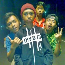 Follow My Team @182_nhu = bass + vocal || @ndiwandhiw =Drumer || @182_ian = guitar +vocal || Fuck Me ||