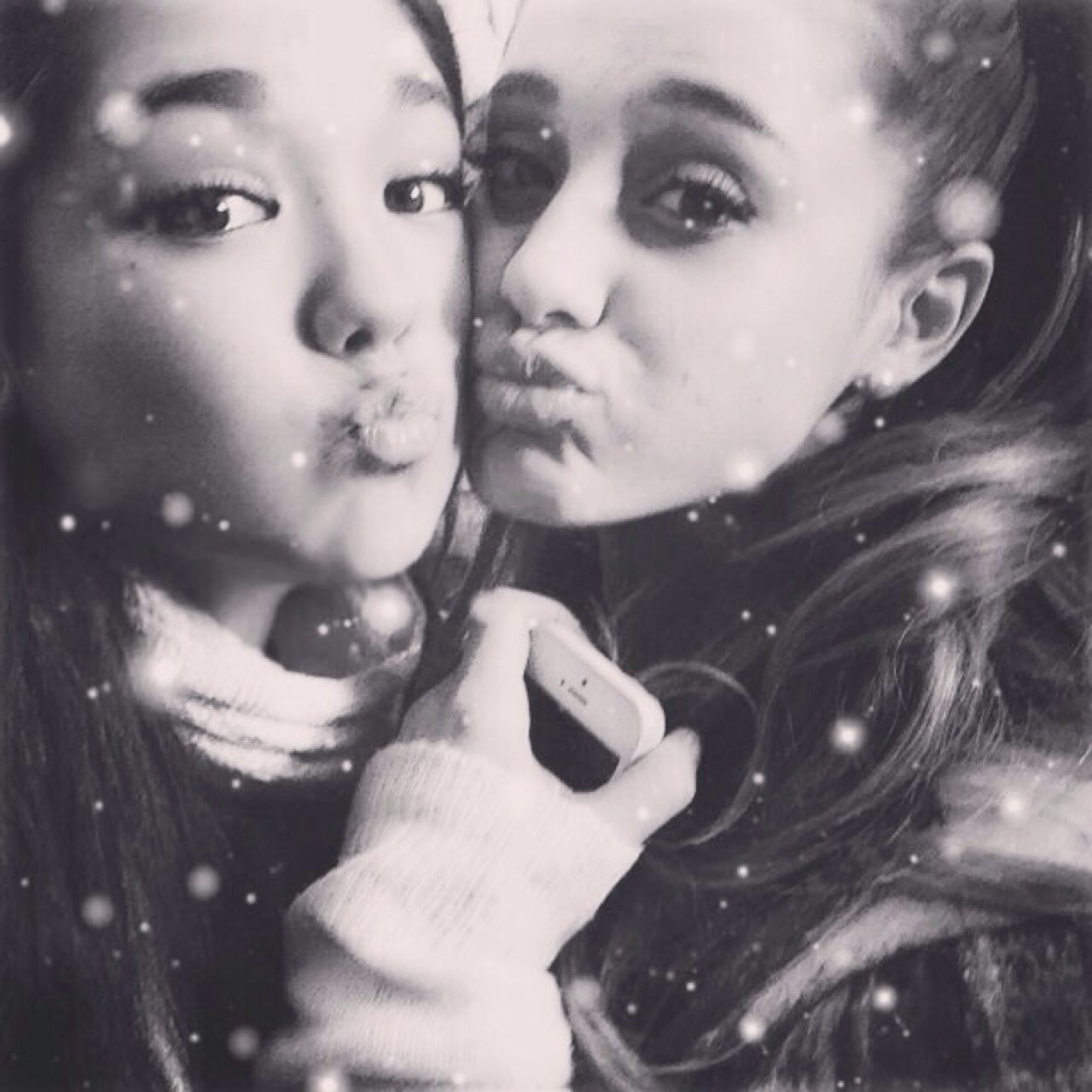 ARIANA FOLLOWED 20/11/13 I MET ARI& ISAAC& JOAN 2013 9/11/13 ♡ Mama said there'd be days like this ♡