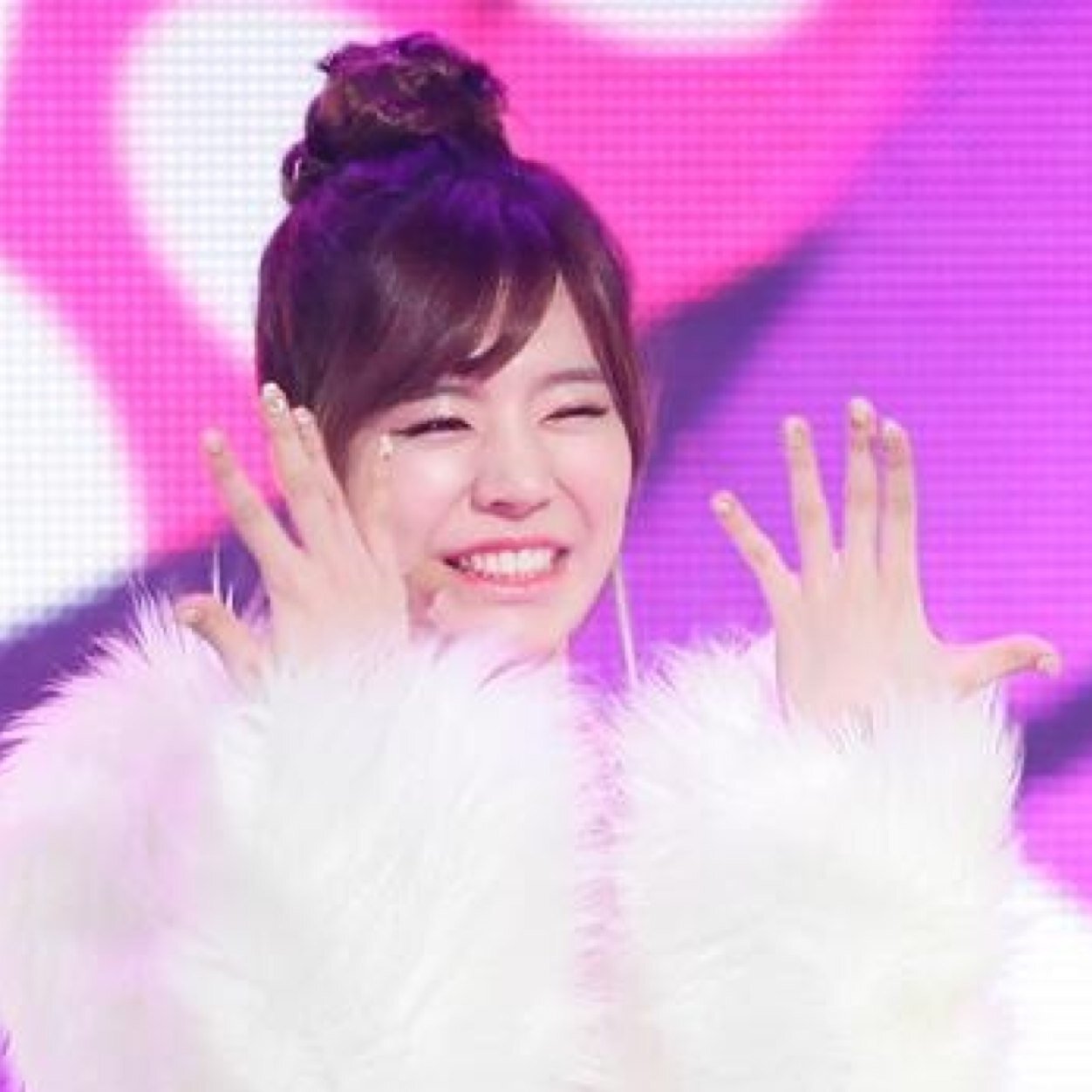 soniusagi's profile picture. Girls'Generation♡f(x)♡  声に特徴ある可愛い人が好き♪♪