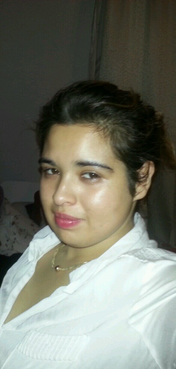 dinia219's profile picture. 