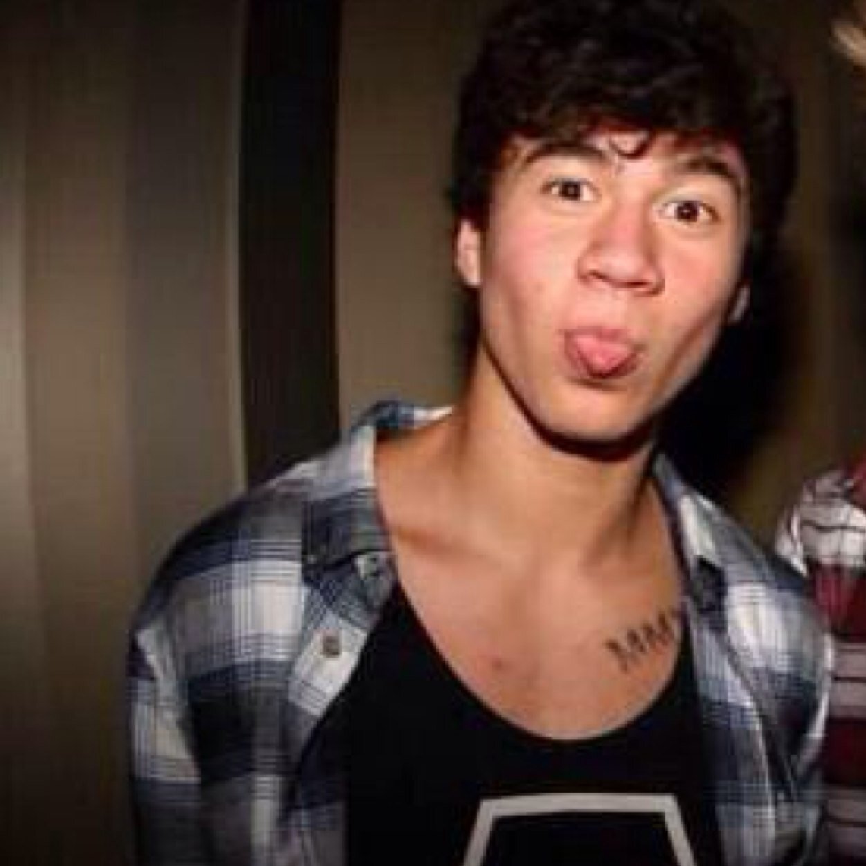 thisissaved3357's profile picture. Dont give up! Ps dont follow this account follow @hollysusannahh :----)