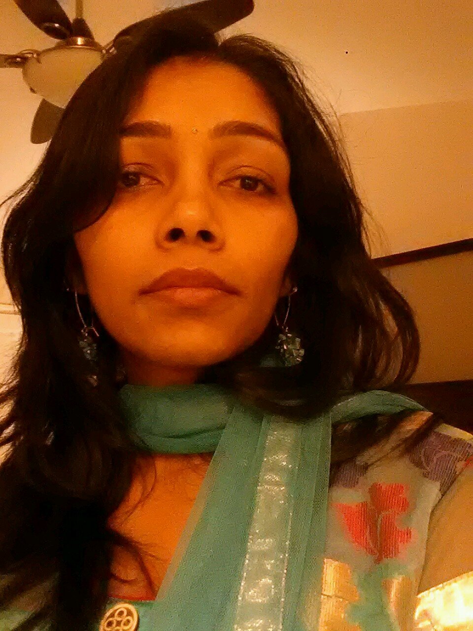 sv120604's profile picture. 