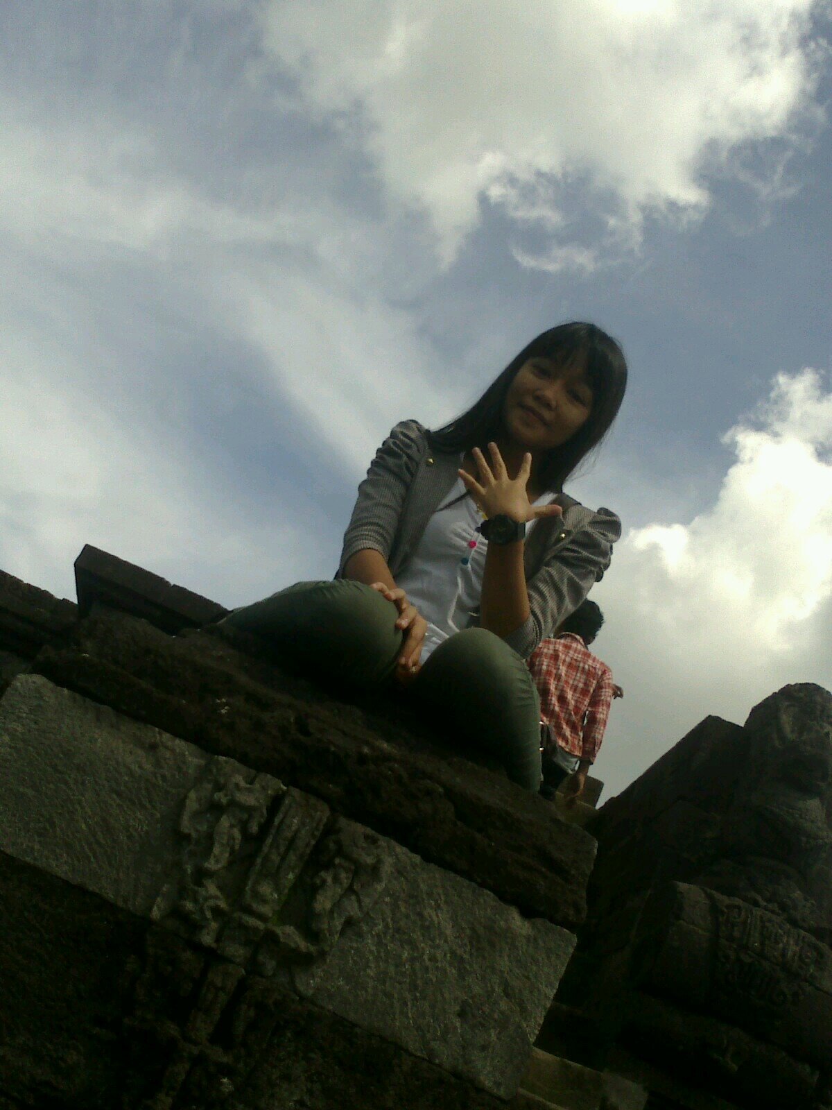 cha_putriekha's profile picture. Jangan pernah sekali-kali mempermainkan kepercayaan, sekali hilang tak akan mudah untuk mengembalikannya.