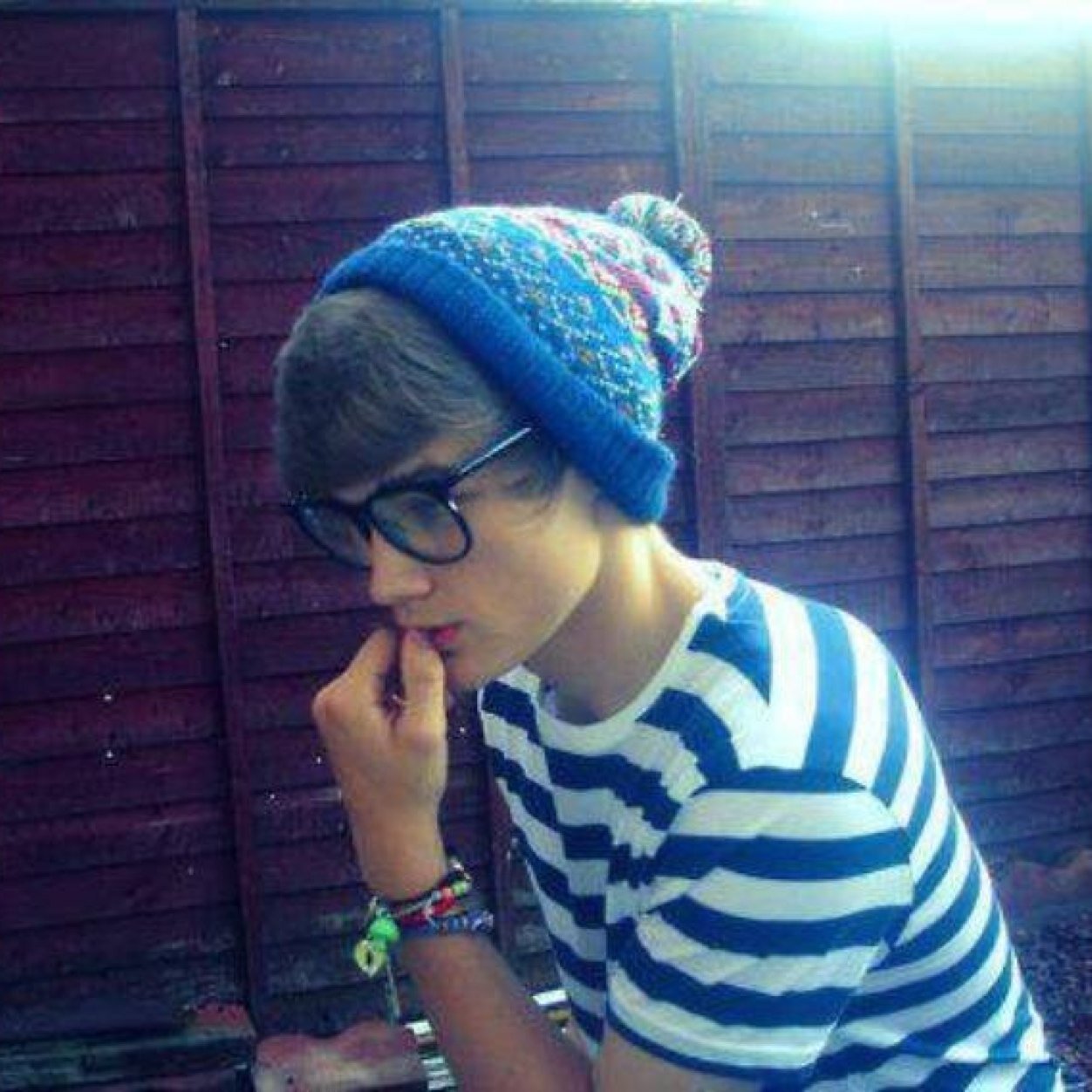 So, I'm Peter Pan !!! No really I'm someone who is simple but I try to be original, and I think the love is all around me