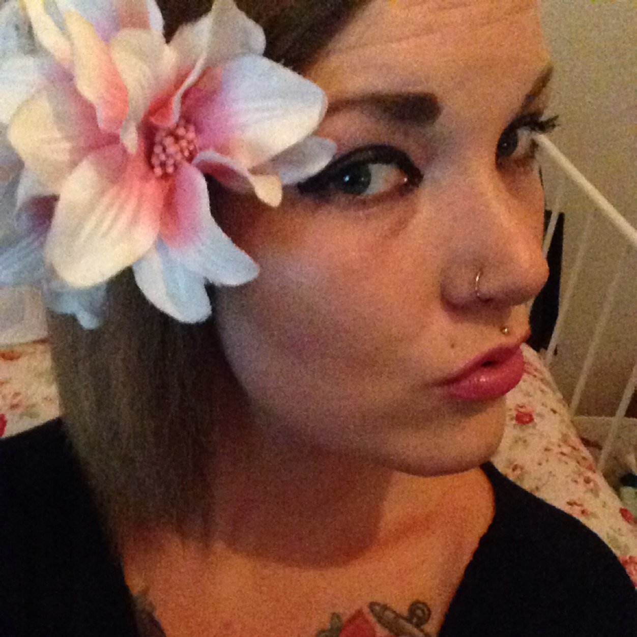 Party animal,pin up,dancing,crazy lady ❤