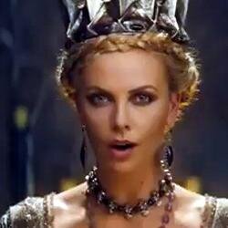 Reina Malvada de Khand.Tengo un millon de guardias a mi merced.Acercate a mi reino y veras. #SpanishFakeESDLA