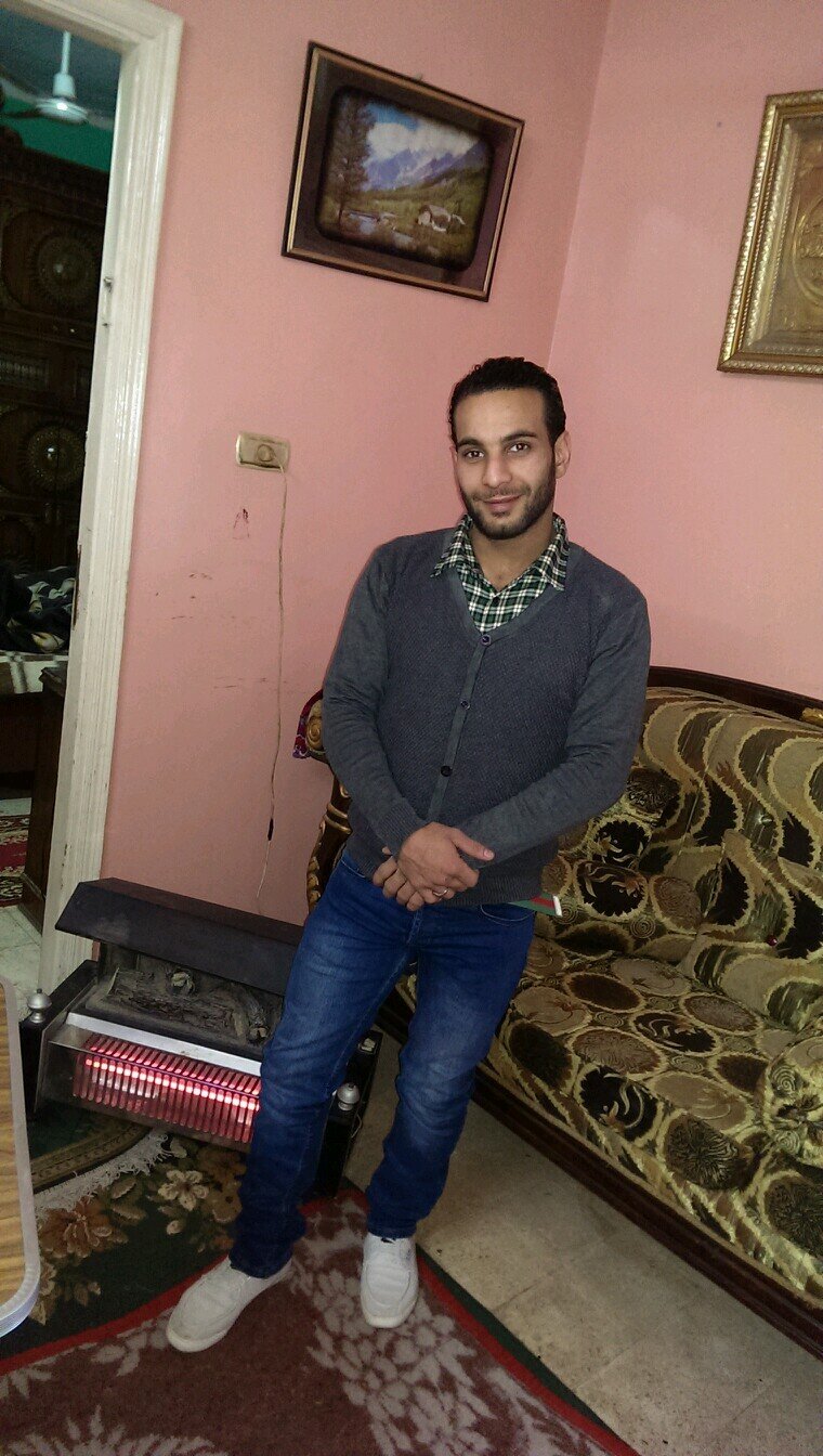 ahmedesam_9's profile picture. 