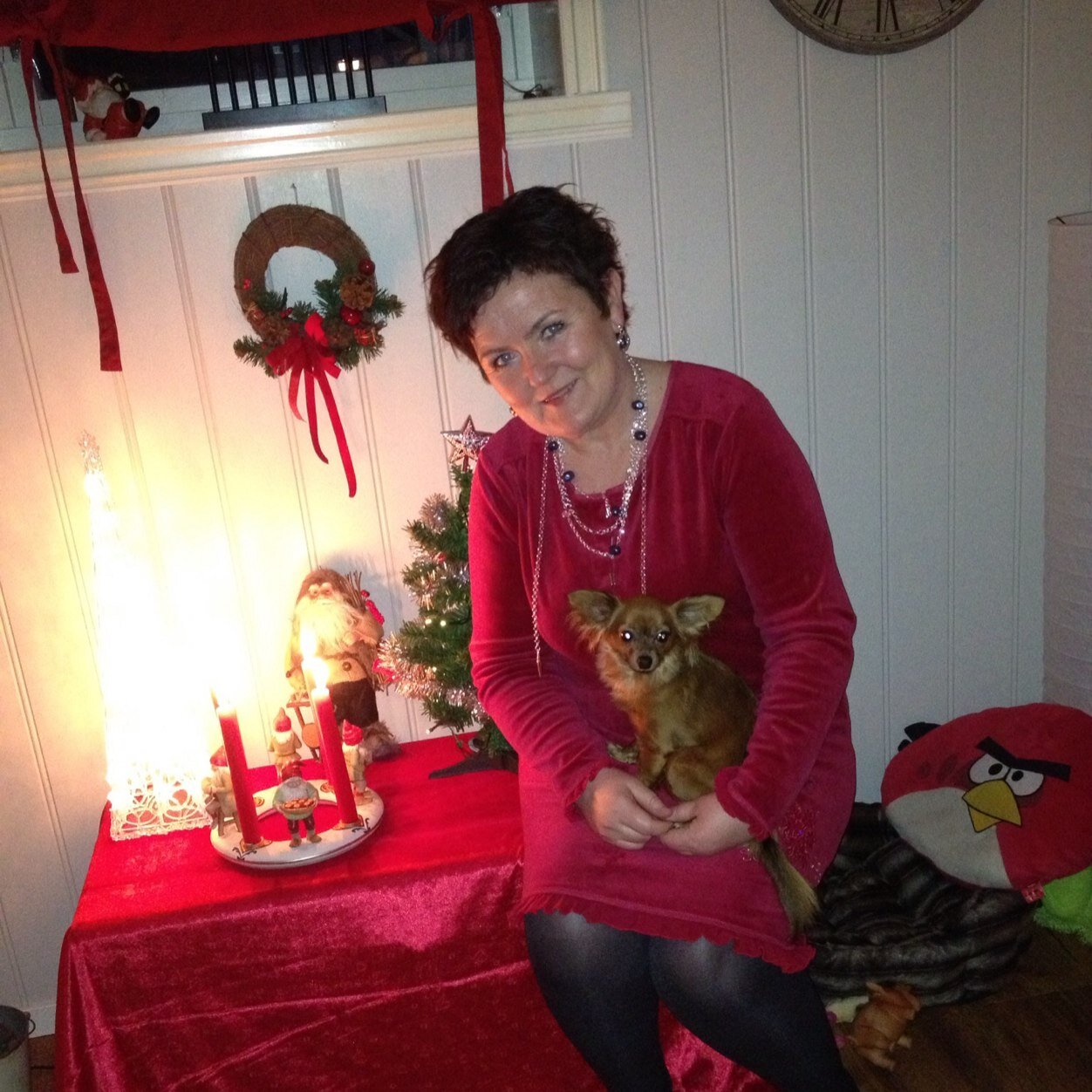 IrenMarieOweSol's profile picture. Er samfunnsengasjert og opptatt av livets realiteter på godt og vondt. Er spesielt interessert innenfor psykiatri og rus, forebyggende arbeide for barn og ungdo