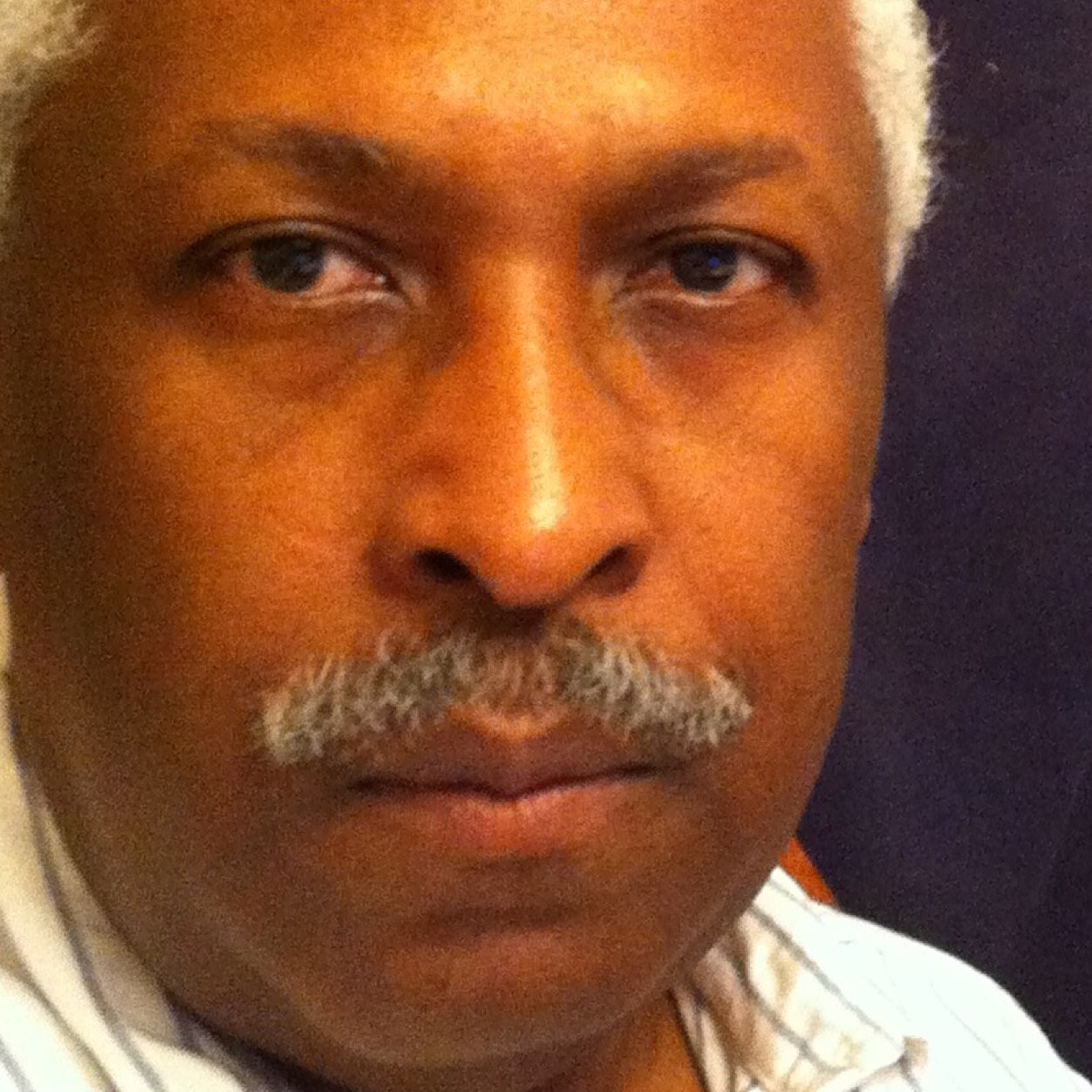 renocentric's profile picture. Internist, nephrologist in Lower NY State, whose inner child is in awe of the micro- and macro-universe, and of daily life on earth. RT& MT are not endorsements