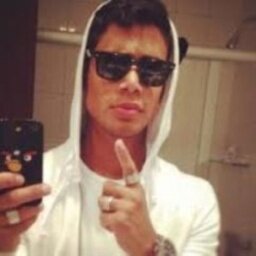 SdscsRoro's profile picture. احبالعمل