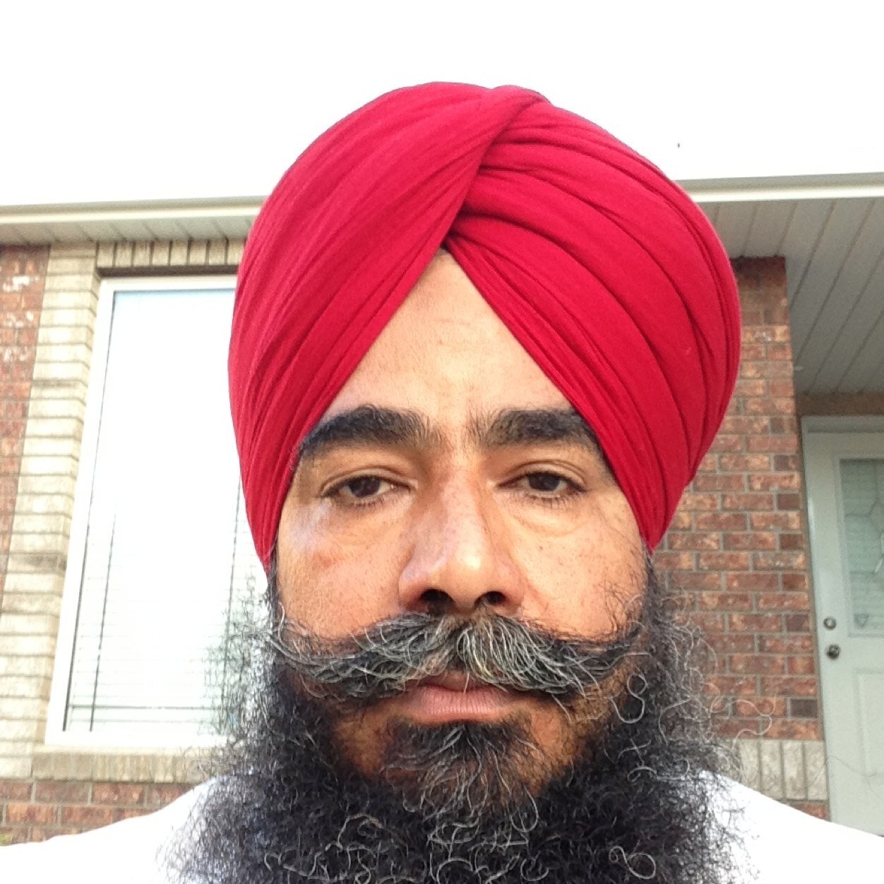 sukhchain3394's profile picture. Electrician