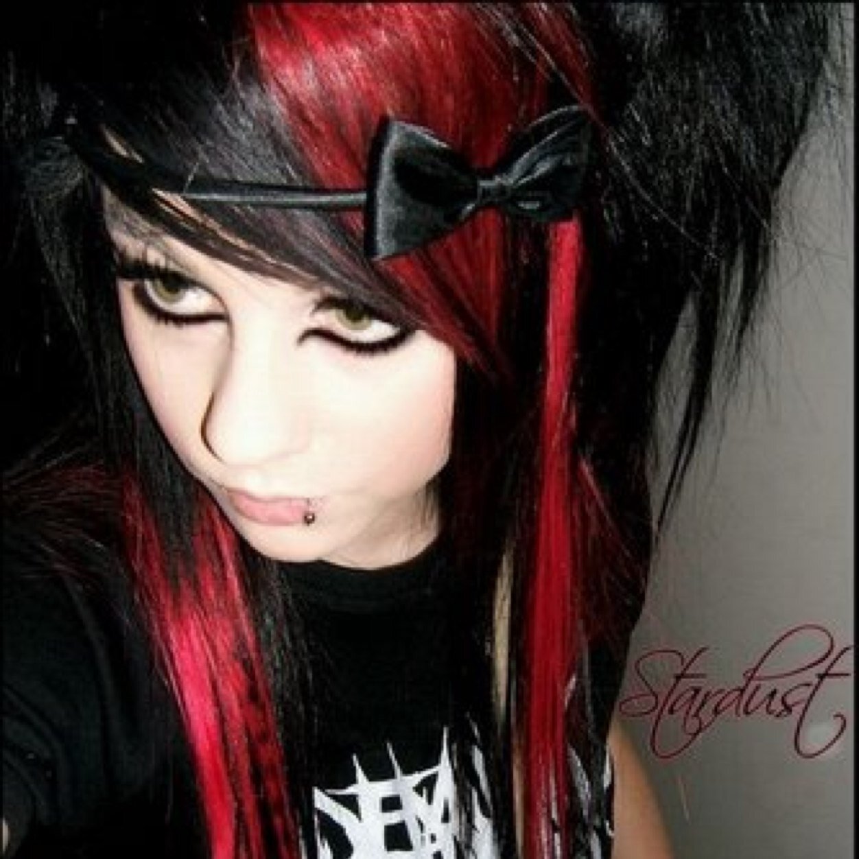 Hi im lainey/single/RP. I share this account with my friend Sam.