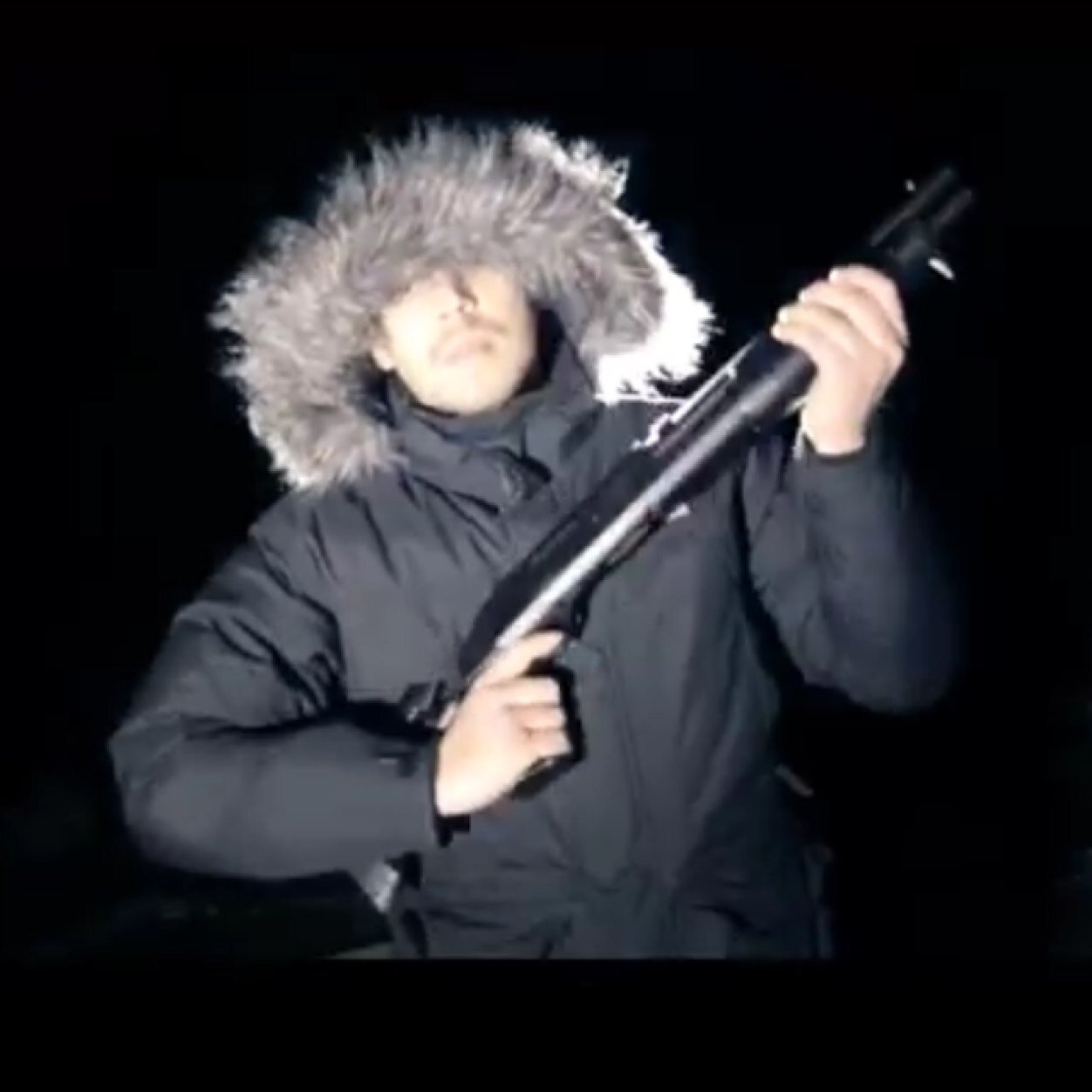 LaRetweet's profile picture. Toujours chaud pour un plan aéroport ! #VoyageVoyage #Sun #World #TeamJaiPasLtemps #RebeuDuHood #TeamGreenCard #WeedLife #CaliforniaLove #TeamNasNas #BigNas