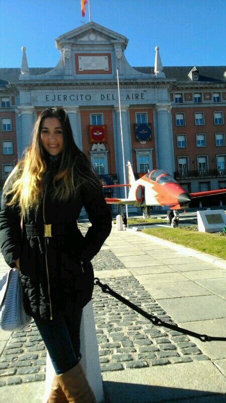 AzuTP86's profile picture. Nací el 4 de Julio de 1986 en Sevilla y por fin soy Ingeniera Informática :)