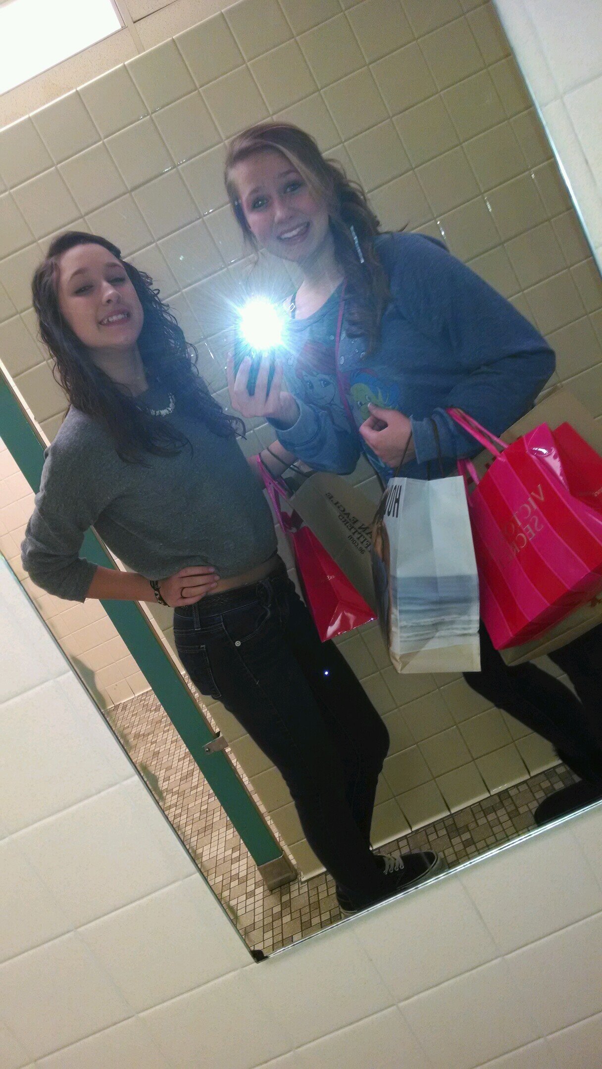 Just a basic white girl. Go follow me on insta. @hannnner15 (: