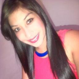 Lisanndry's profile picture. LEY FEMENINA: Esperar a que ellos nos hablen primero. [♥]    + Follow -- @lnsaneTweets