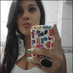 joannycarvalho1's profile picture. Pessoas perfeitas não mentem, não brigam, não erram e, principalmente, não existe