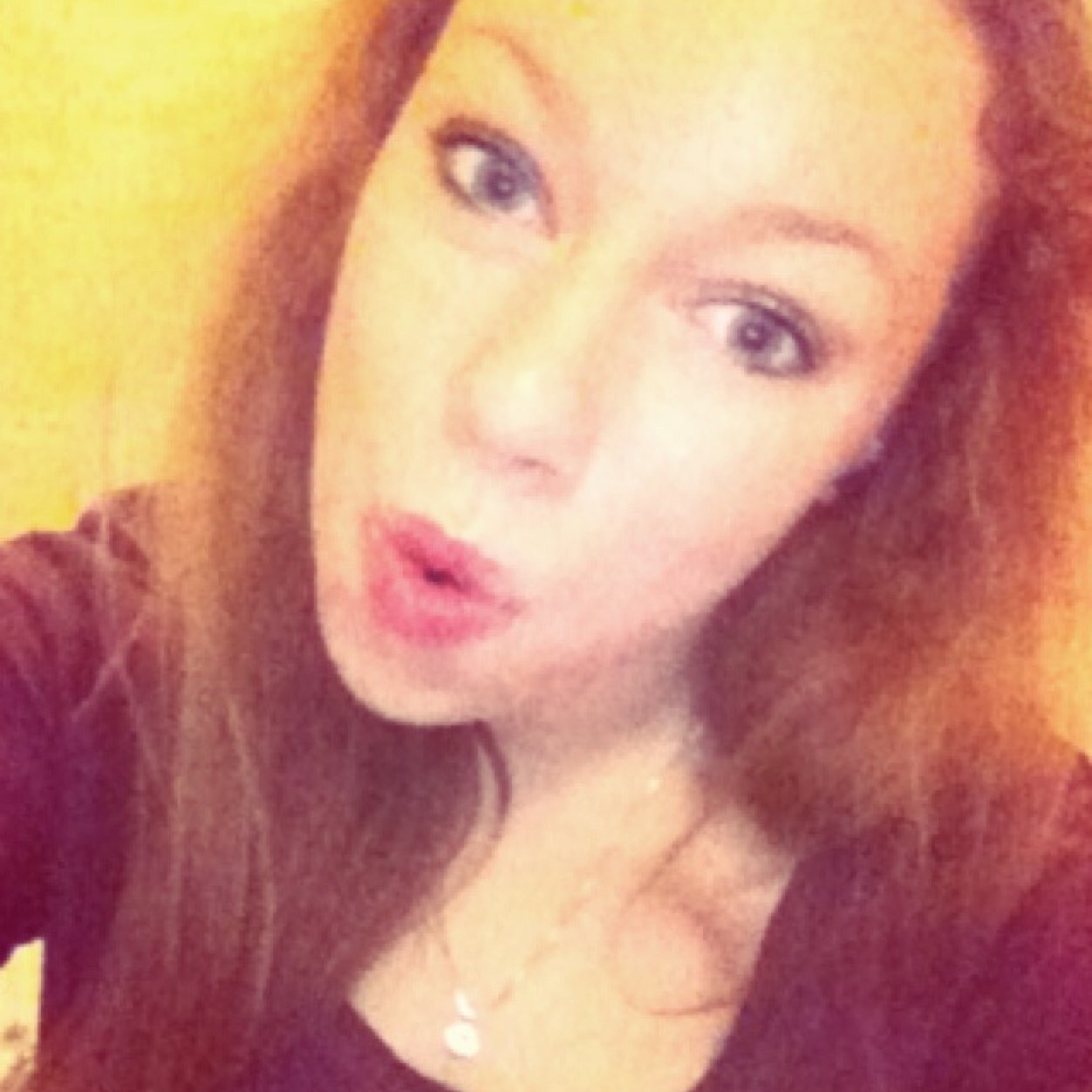 Hey Ciara here!  Woop! You look lost.. why dont you follow me? LOL!!! :D