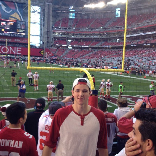 BIG_RED_L's profile picture. Destination Uptown