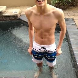 8001Barry's profile picture. 