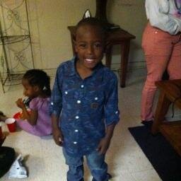 MoTheR oF a KinG ...P.I.E.R.E 12\30\08    R.I.P MeMi    #KingJamesBitch