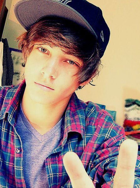 Salut les amis, moi c'est Benji, 17 ans