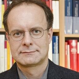 Politikwissenschafter. Habe unter anderem über österreichische Politik, Parteienfinanzierung und Korruption getwittert. Mittlerweile auf Bluesky zu finden #eXit