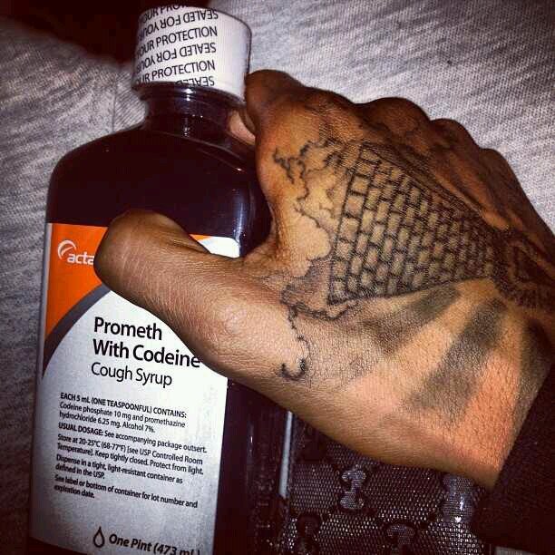 tDgoHard im Ya Boyfriend Favorite Plug #RICHANDTATTED