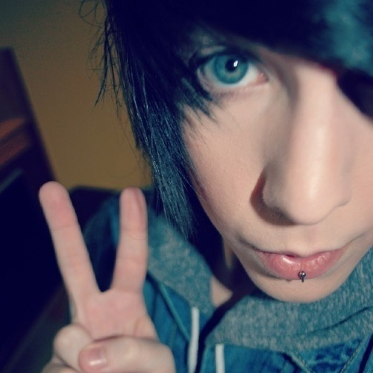 RP // gay // singlee // 17