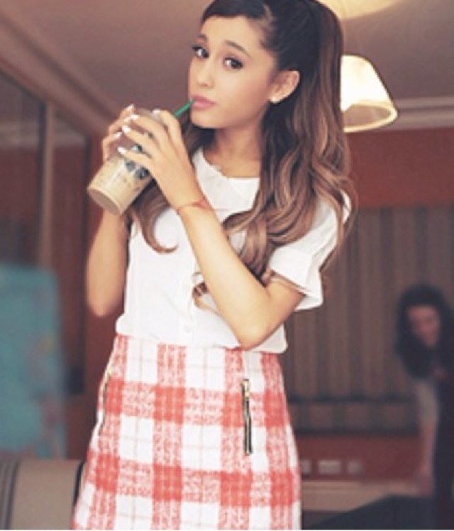 ariana is the reason for my smile