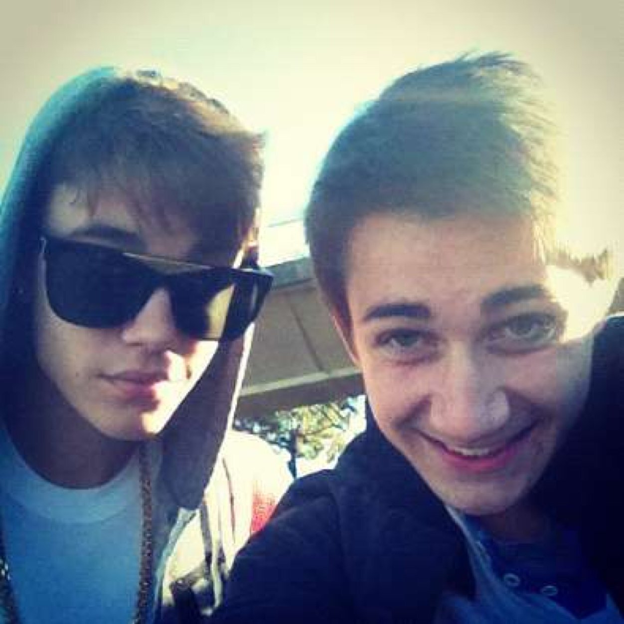 Los Angeles
OFFICIAL Justins #Fanbase Justin read this site SO MUCH LOVE