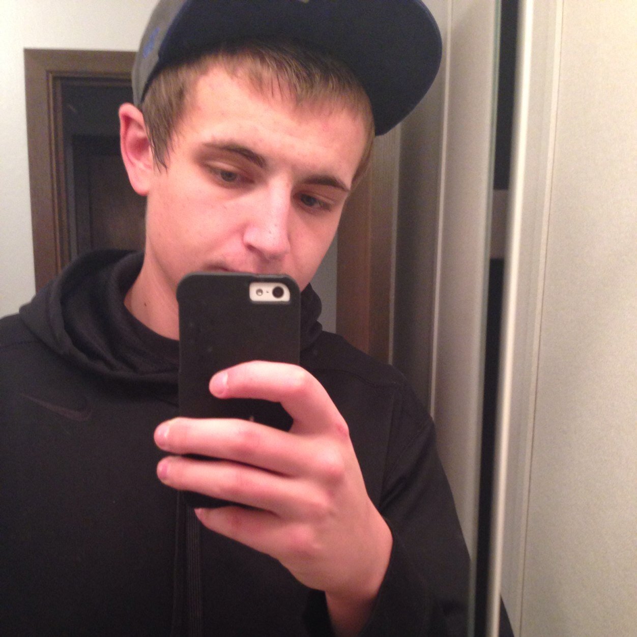 _John_Aikins_'s profile picture. Working out, basketball, sports in general, college student, concerts, metal