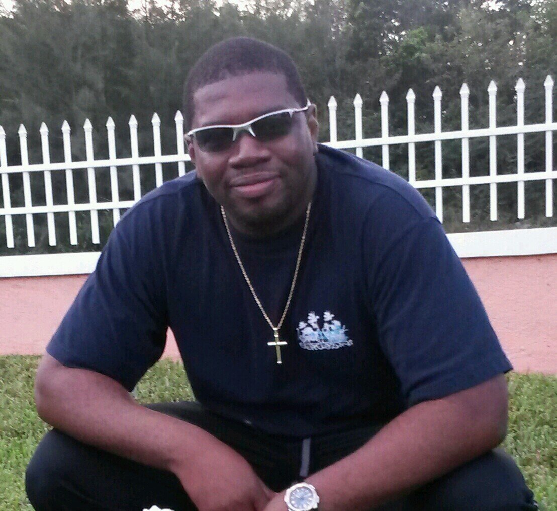 nhadwest's profile picture. sit down.......be humble........
we must improve ourselves.......before we expect others around us to improve.......more action & less talk........