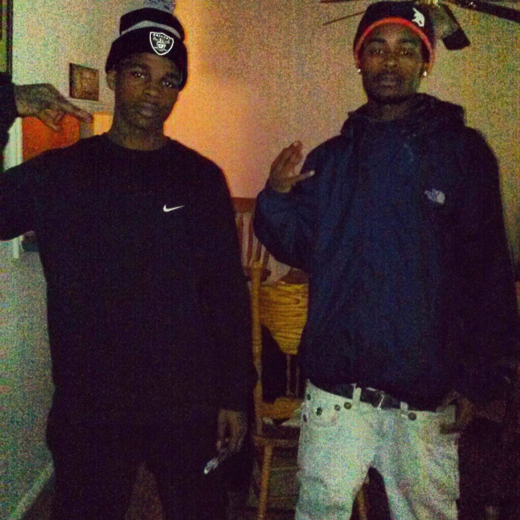 aint no love round dis bitch cuz its cold round dis bitch SD or NUN