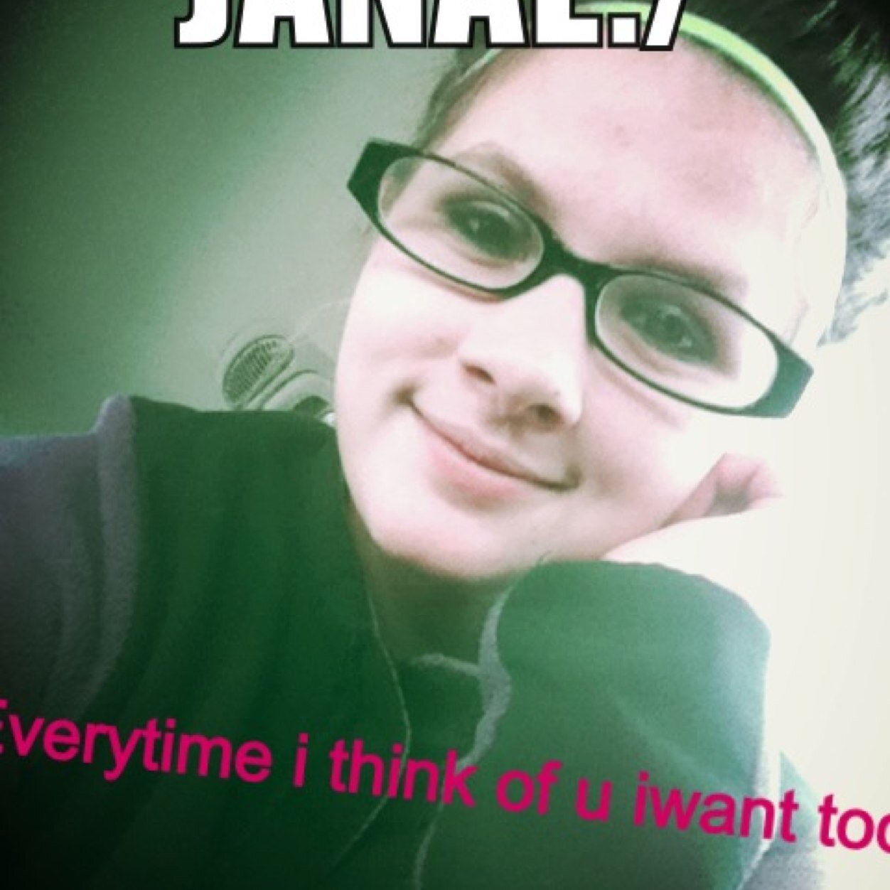 i love skating and hanging with friends and texting and i love JAKE MILLER AND AUSTIN MAHONE AND JUSTIN BIEBER AND CODY SIMPSON AND EMBLEM3