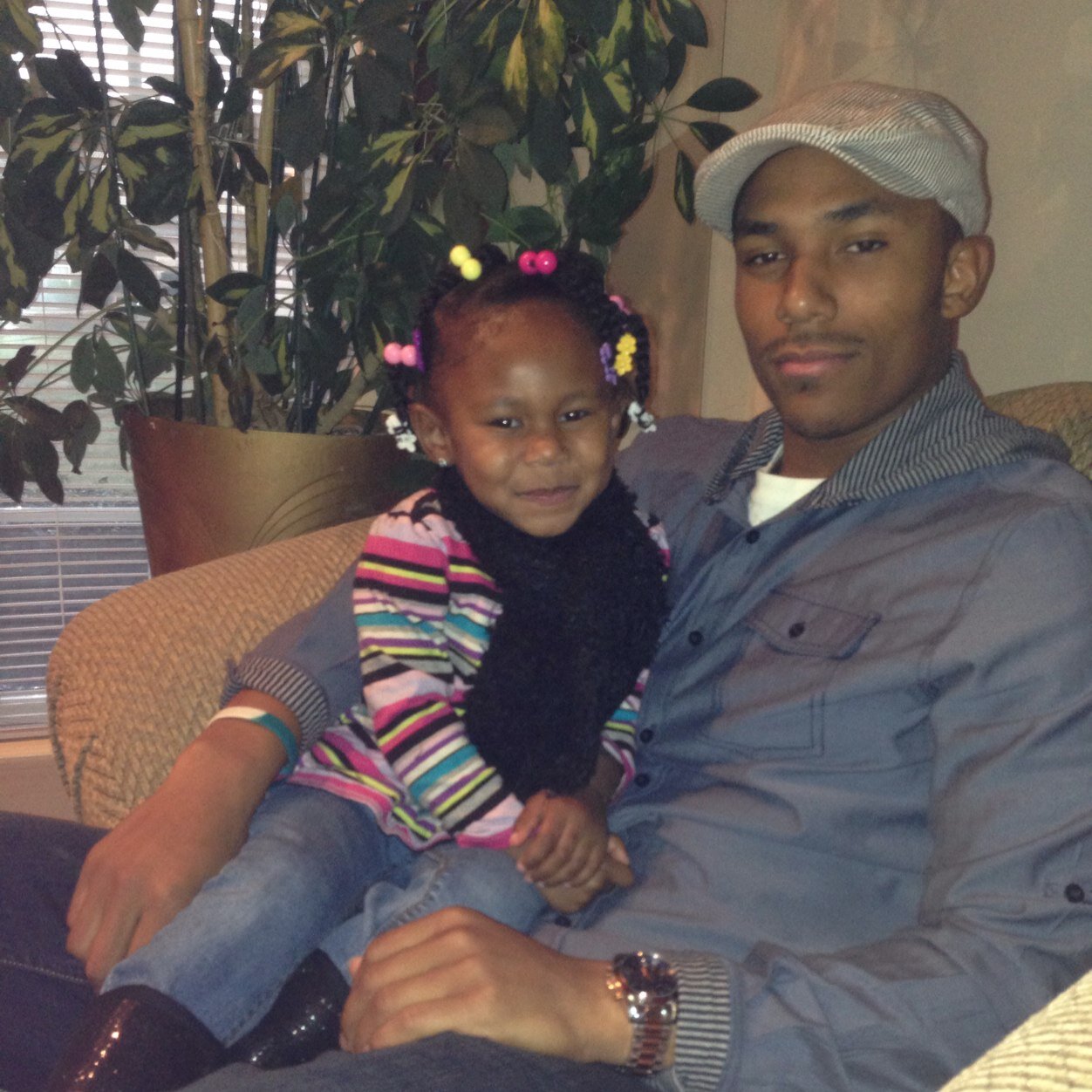 jgoldrush's profile picture. A loving father of a beautiful lil girl and a Iowa western alumni with my associates degree and now a senior at UofL headed for my bachelors. Stay Tuned!!!