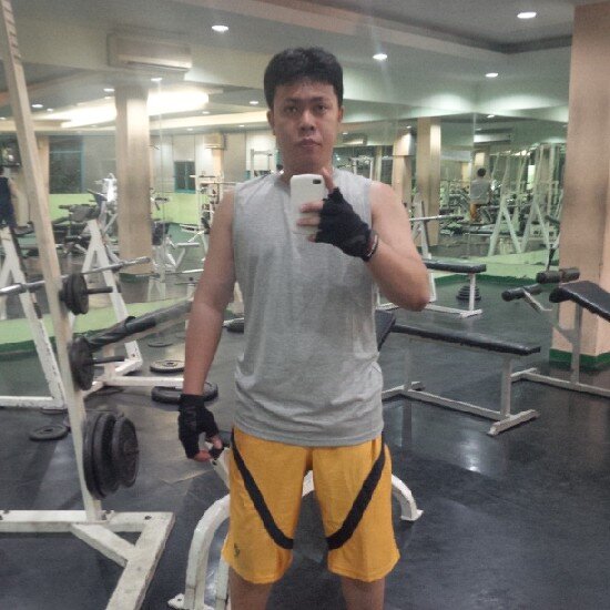 DevitLim's profile picture. Tersenyum lha selagi kita bisa...