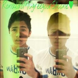 Facebook-- RonaldoMCgreegoorStoone♥ Intagram---- Ronaldo_Mcgreegoor♥