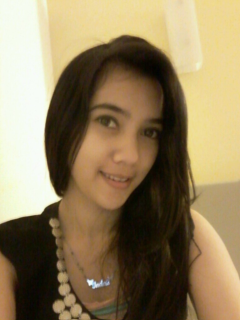 iindaahh_vin's profile picture. berharap seterusnya merasakan kebahagiaan seperti ini untuk selamanya :)