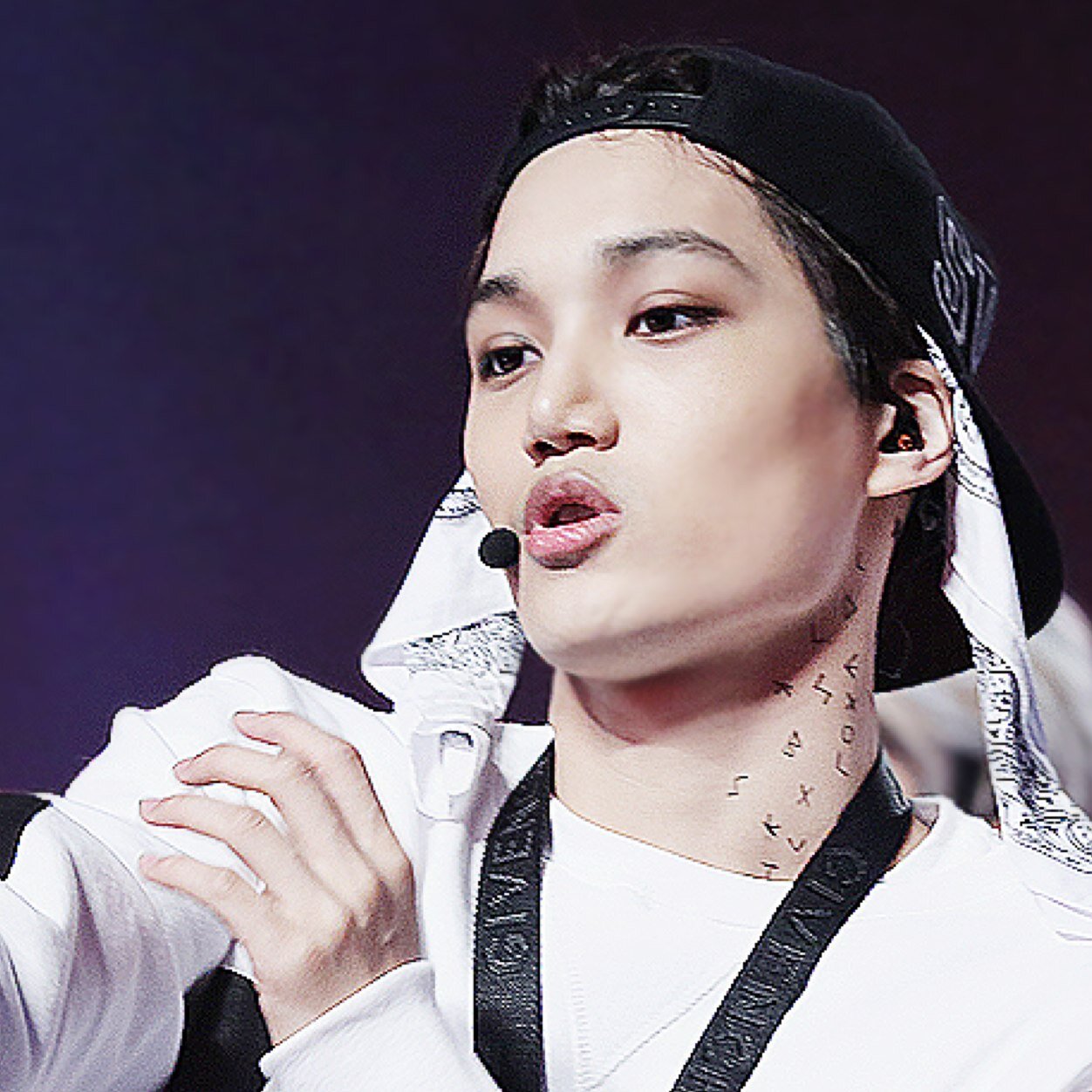 EXO kai bot