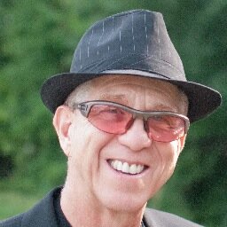 A goals-orientated, customer-centric entrepreneur and teacher.