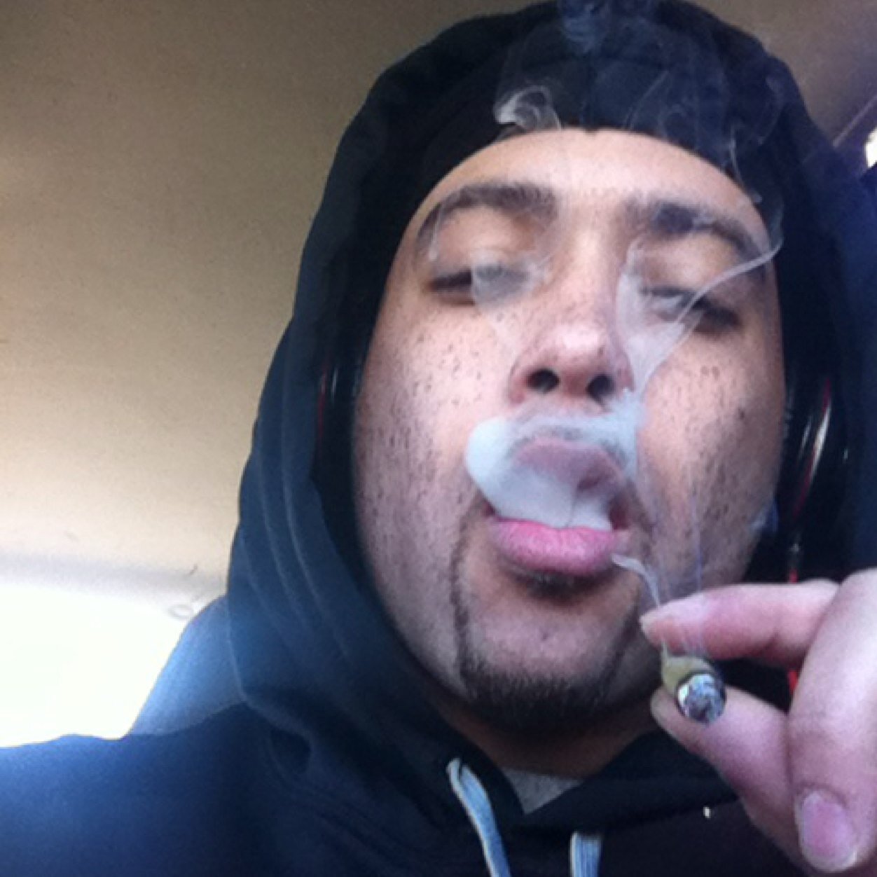 $stay high$kush smoke$ stoner.. pot head. i smoke real treez